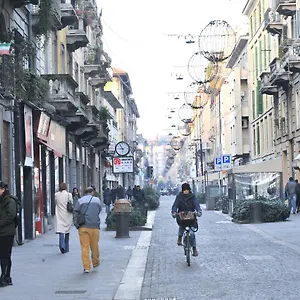 Quater Lett 2*, Milan Italy