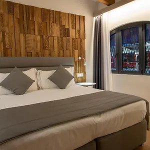 Lifestyle Binario Zero 3*, Tirano Italy